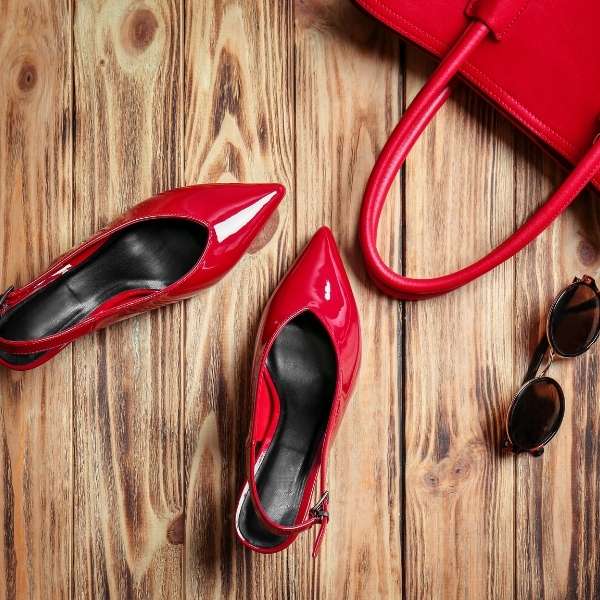 christian-louboutin-wygral-podeszwy-600